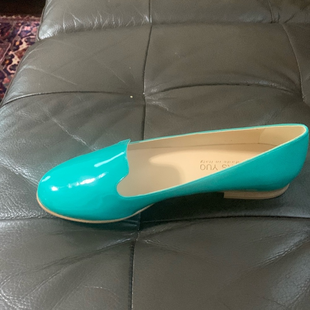 New Italian brand shoes, size 39